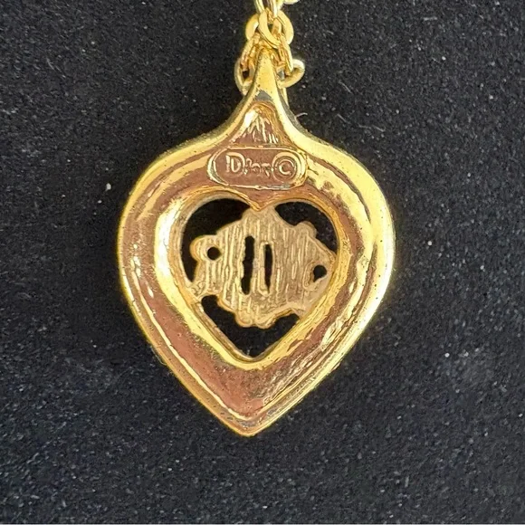 Christian Dior Gold Heart & Rhinestone Pendant Necklace - Picture 9 of 10